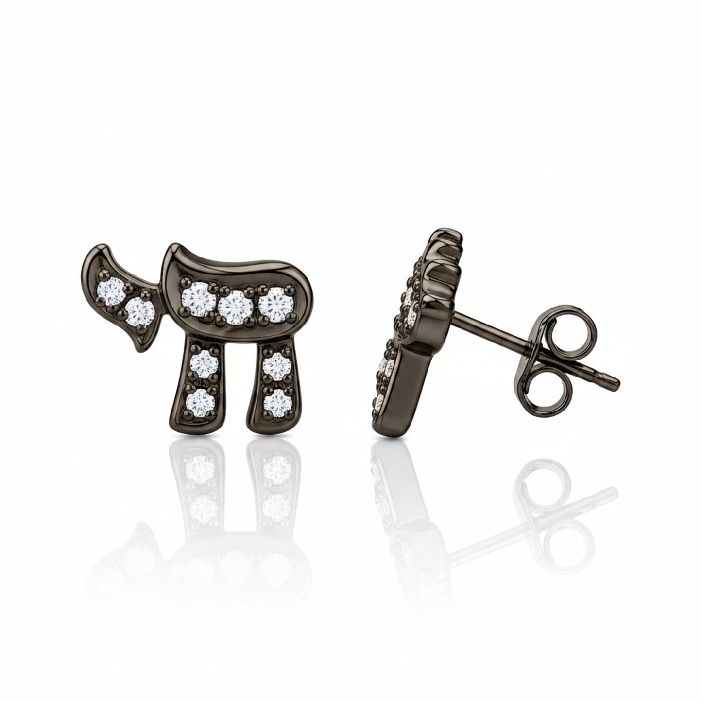 14K Gold Pavé Diamond Hebrew Chai Stud Earrings