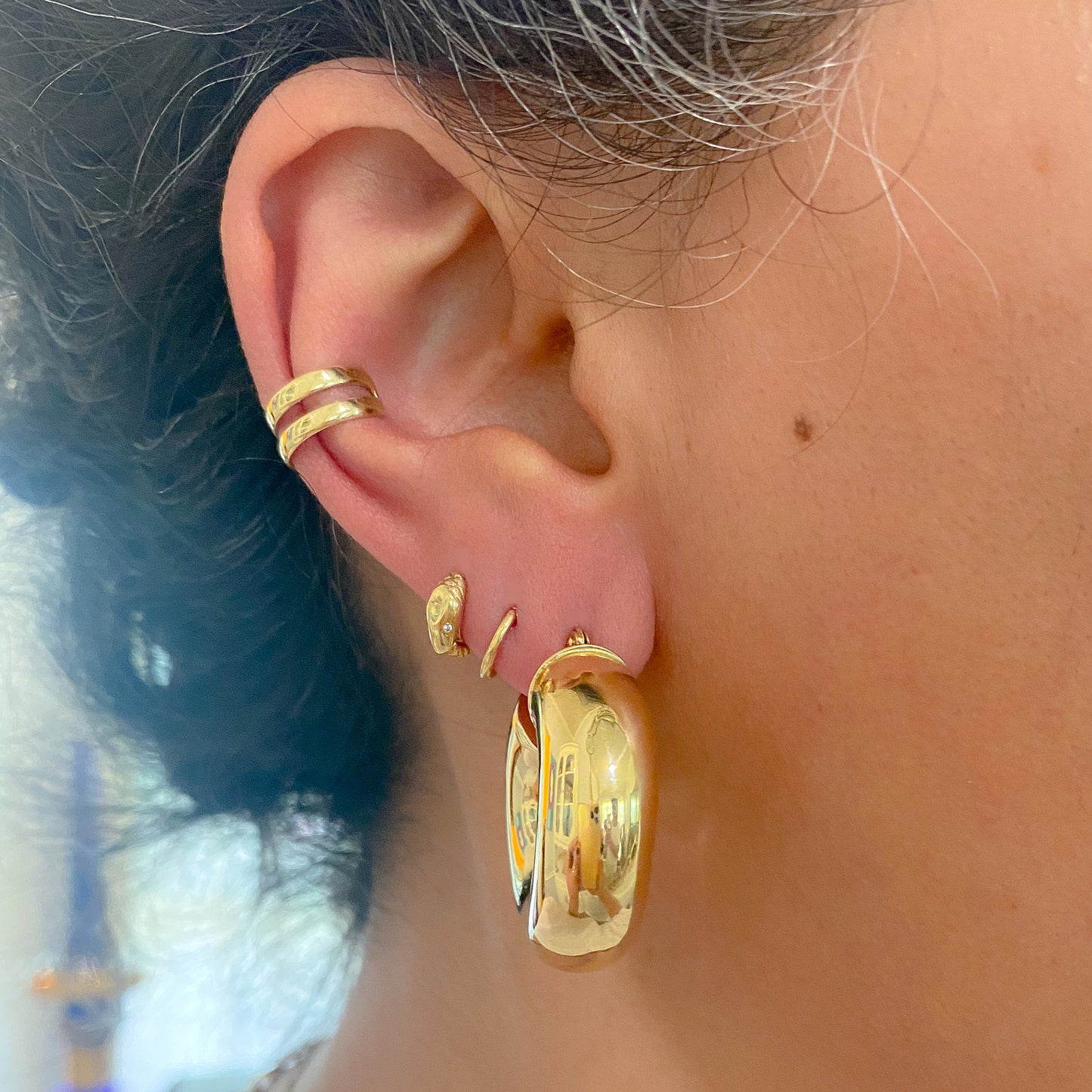 14K Gold 10mm Thick Tube Hoop Earrings, 1 Inch Diameter