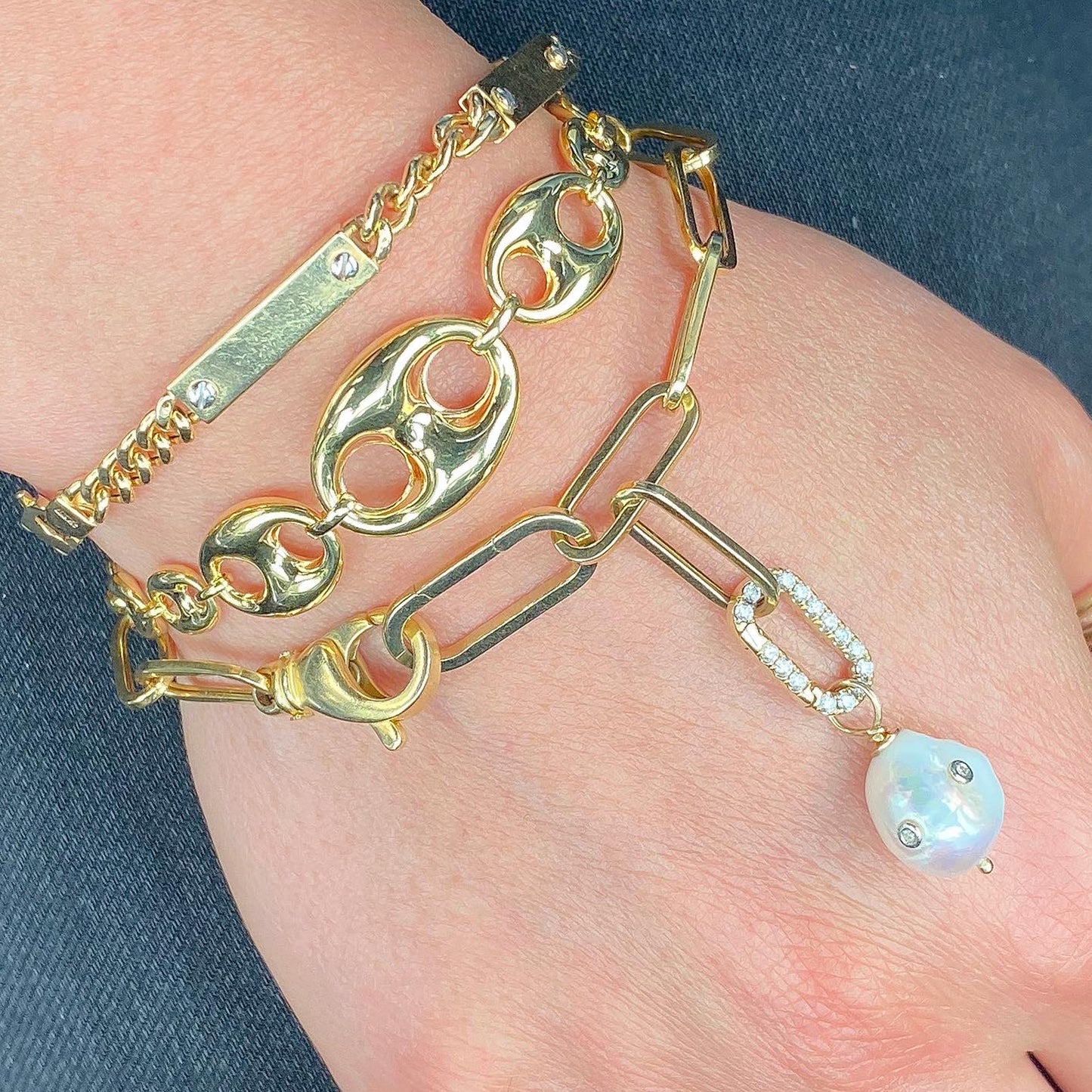 14K Gold Puffy Mariner Anchor Link Bracelet, Graduated Links