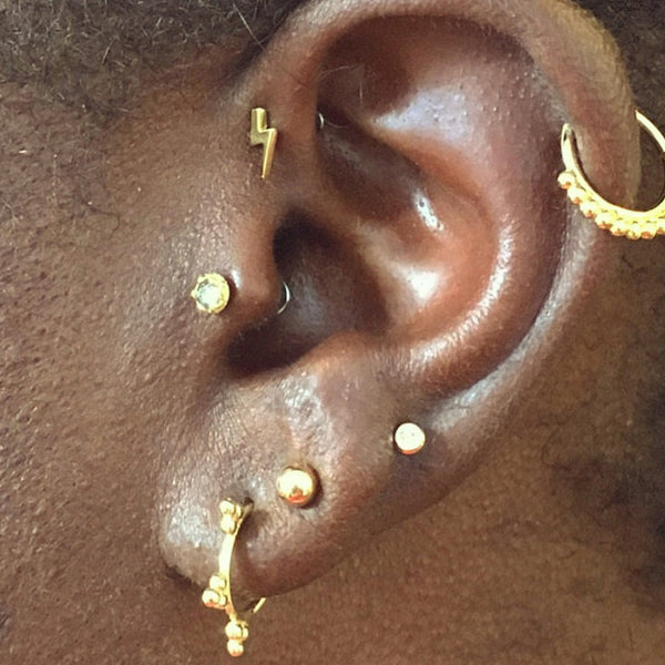 14K Gold Trinity Hoop Stud Earrings – Nana Bijou