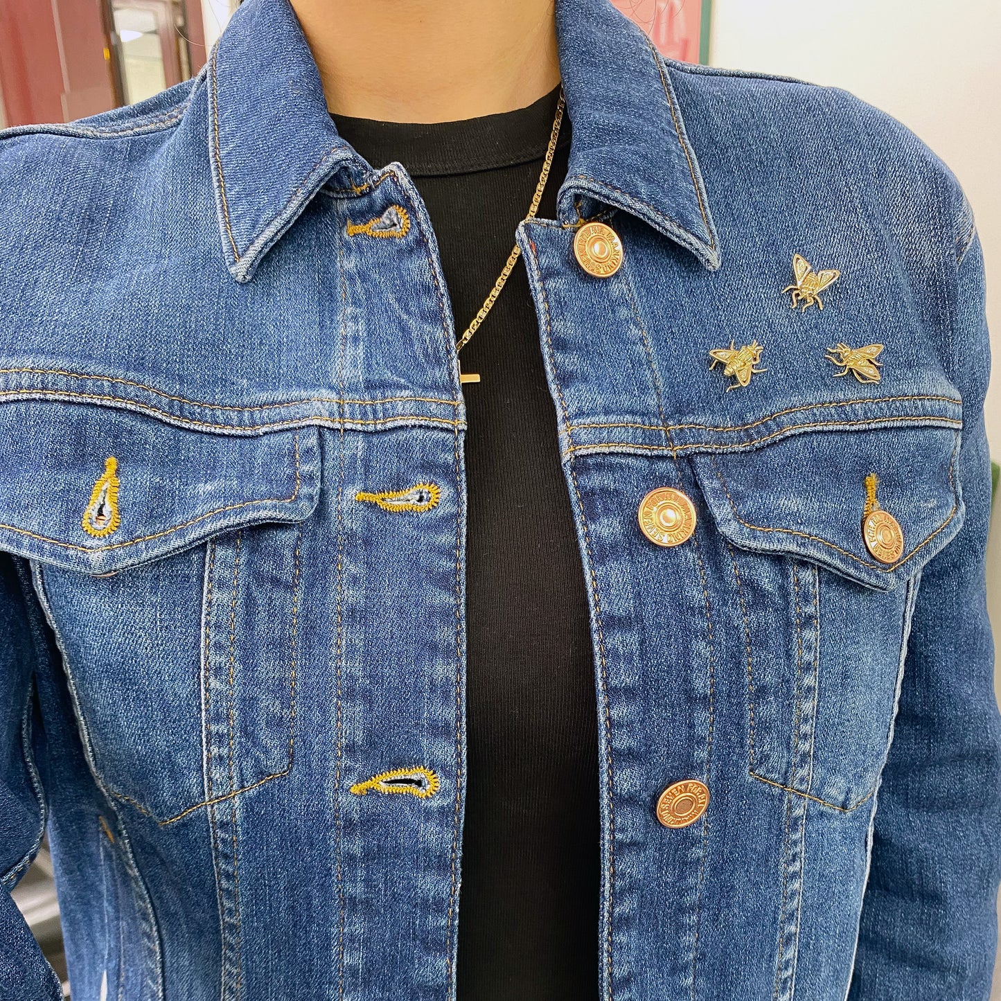 14K Gold Diamond Fly Pin