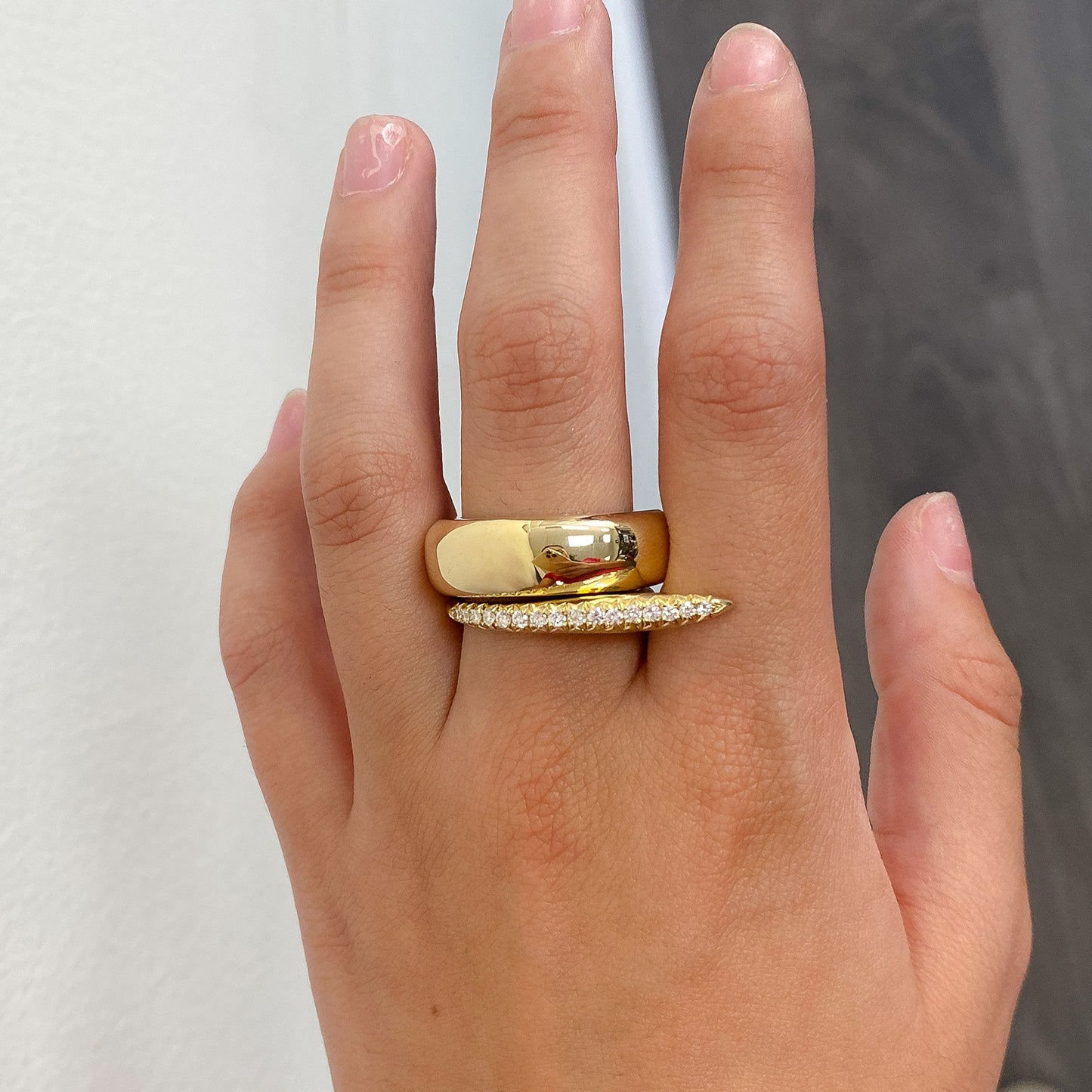 14K Gold Diamond Pavé Shark Fin Ring