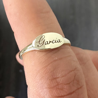 14K Gold Engravable Oval Cigar Band Signet Ring