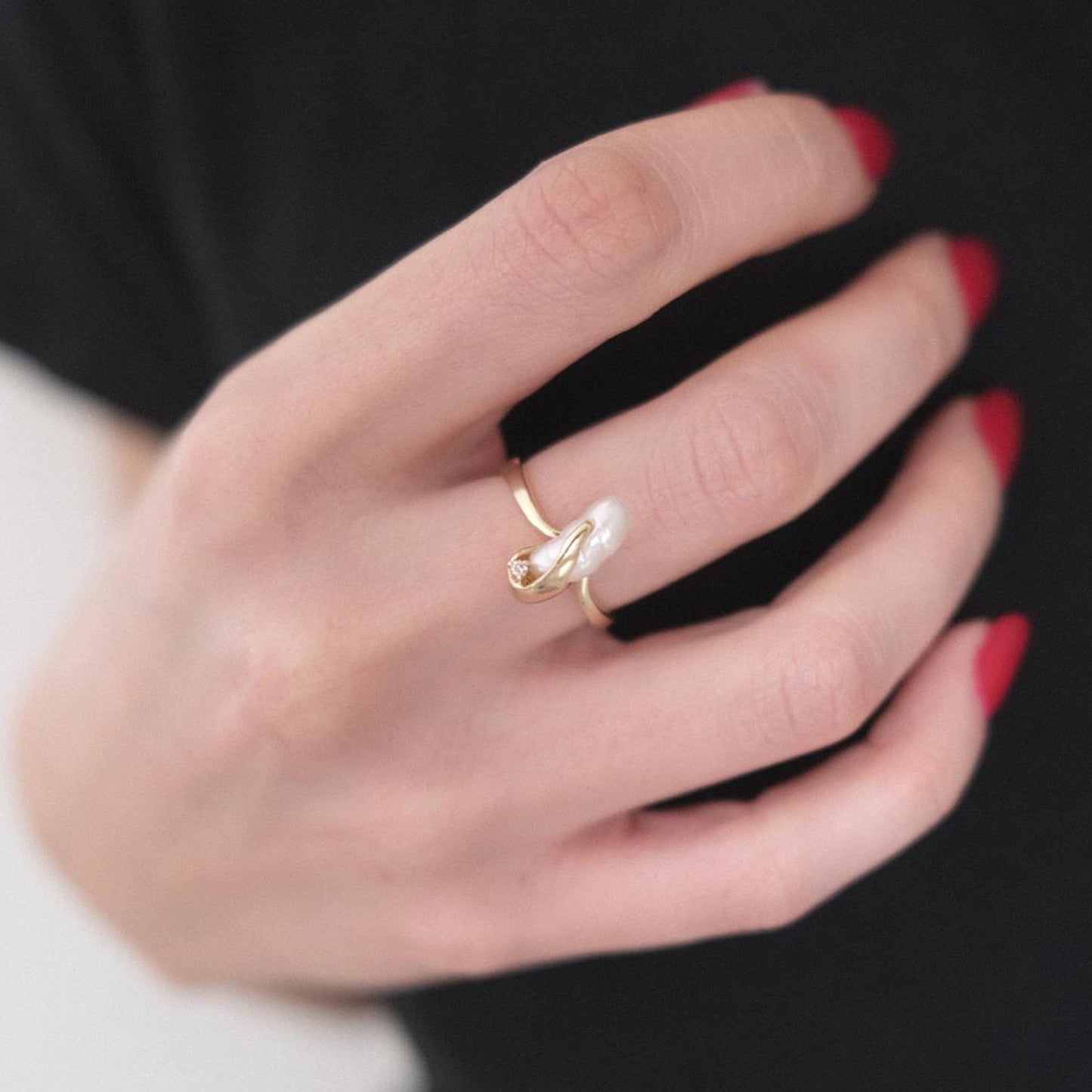 The Pearl & Diamond 14K Banana Ring