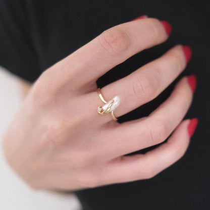 The Pearl & Diamond 14K Banana Ring