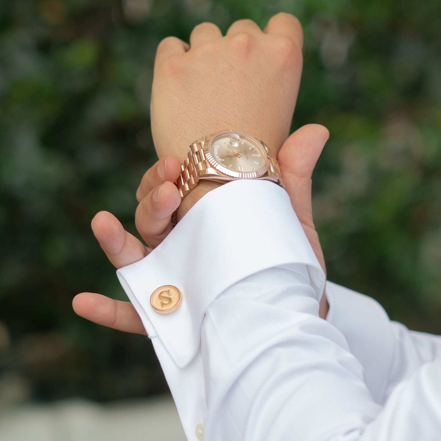 14K Gold Initial Letter Cameo Engraved Coin Cuff Links, Classic Font