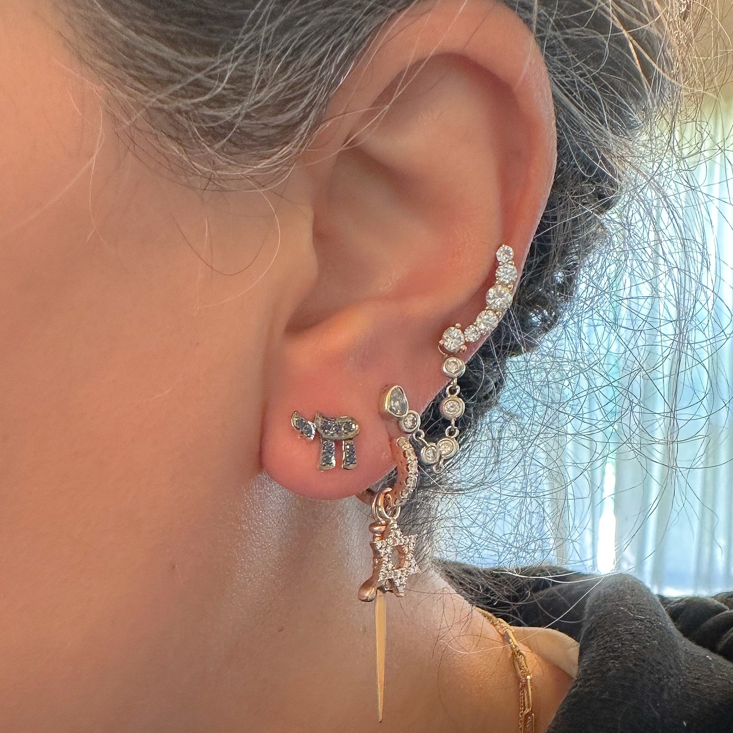 14K Gold Pavé Sapphire Hebrew Chai Stud Earrings