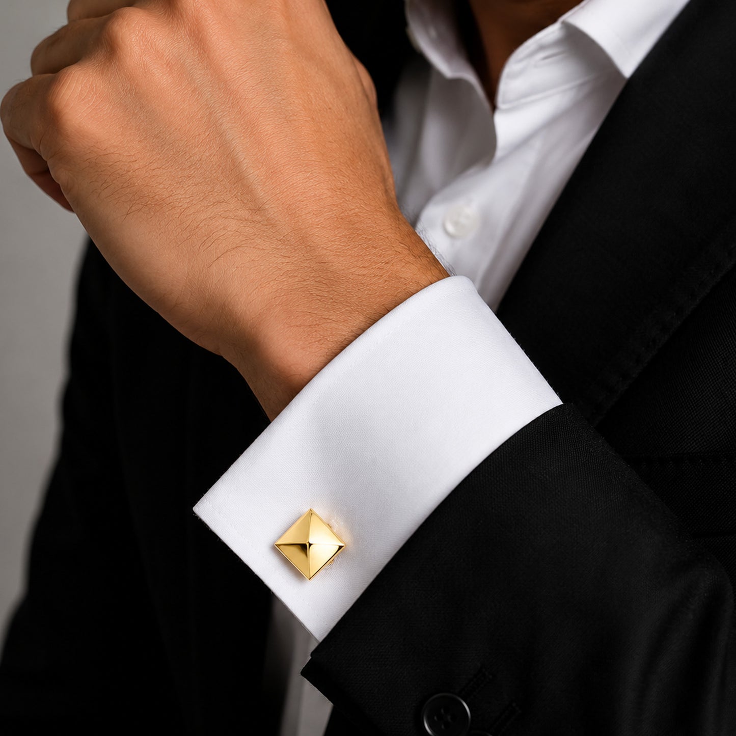 14K Gold XL Pyramid Spike Cufflinks