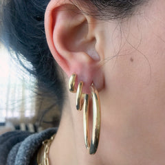 14K Gold 4mm Thick Tube Hoop Earrings, 1.5 Inch Diameter