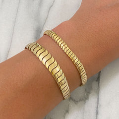 14K Gold Graduated Cobra Chain Bracelet