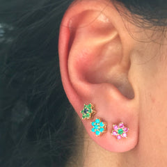 14K Gold Emerald & Sapphire Rosebud Flower Stud Earrings