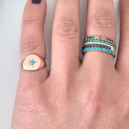 14K Gold Star Set Turquoise Round Signet Ring