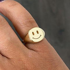 14K Gold Smiley Face Signet Ring