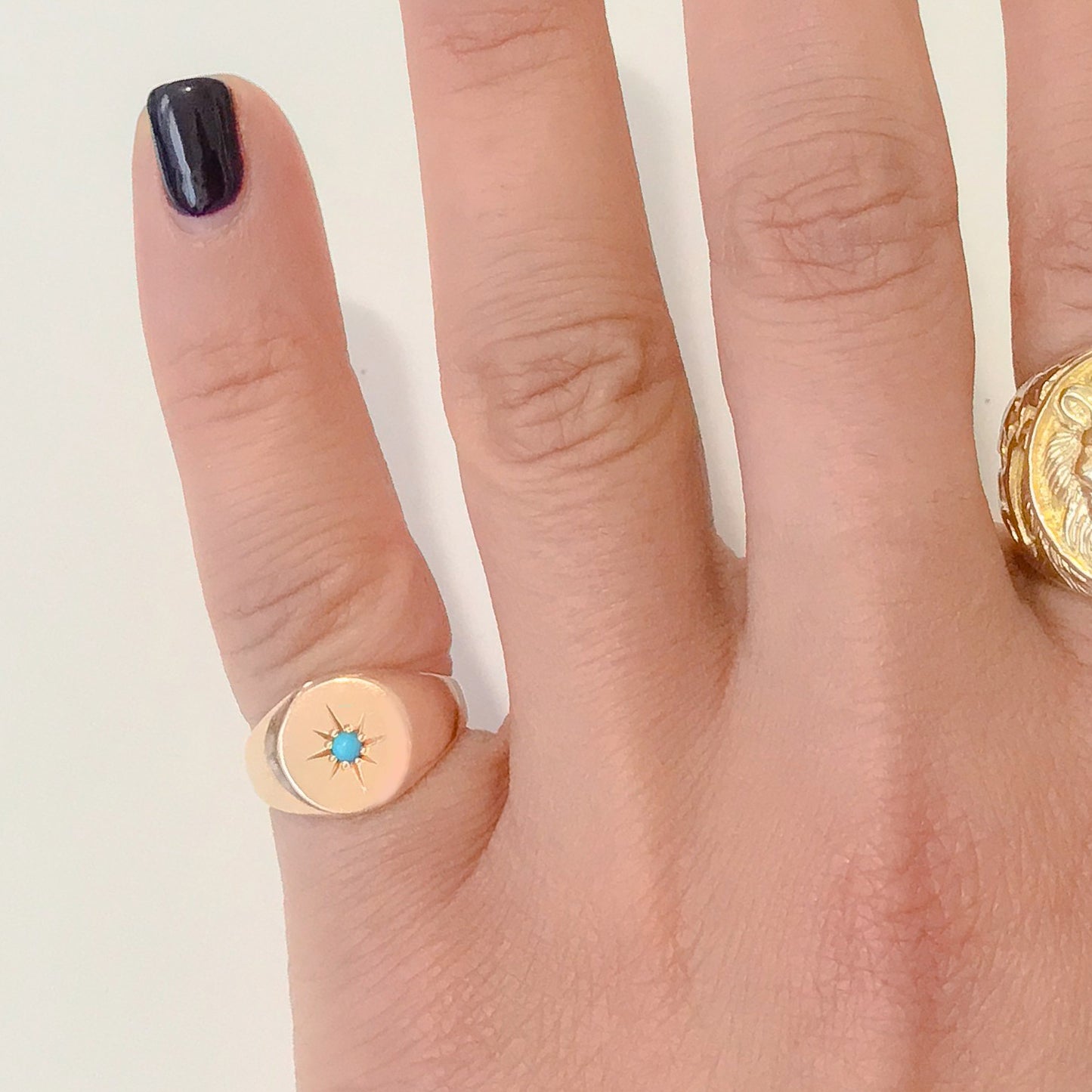 14K Gold Star Set Turquoise Round Signet Ring