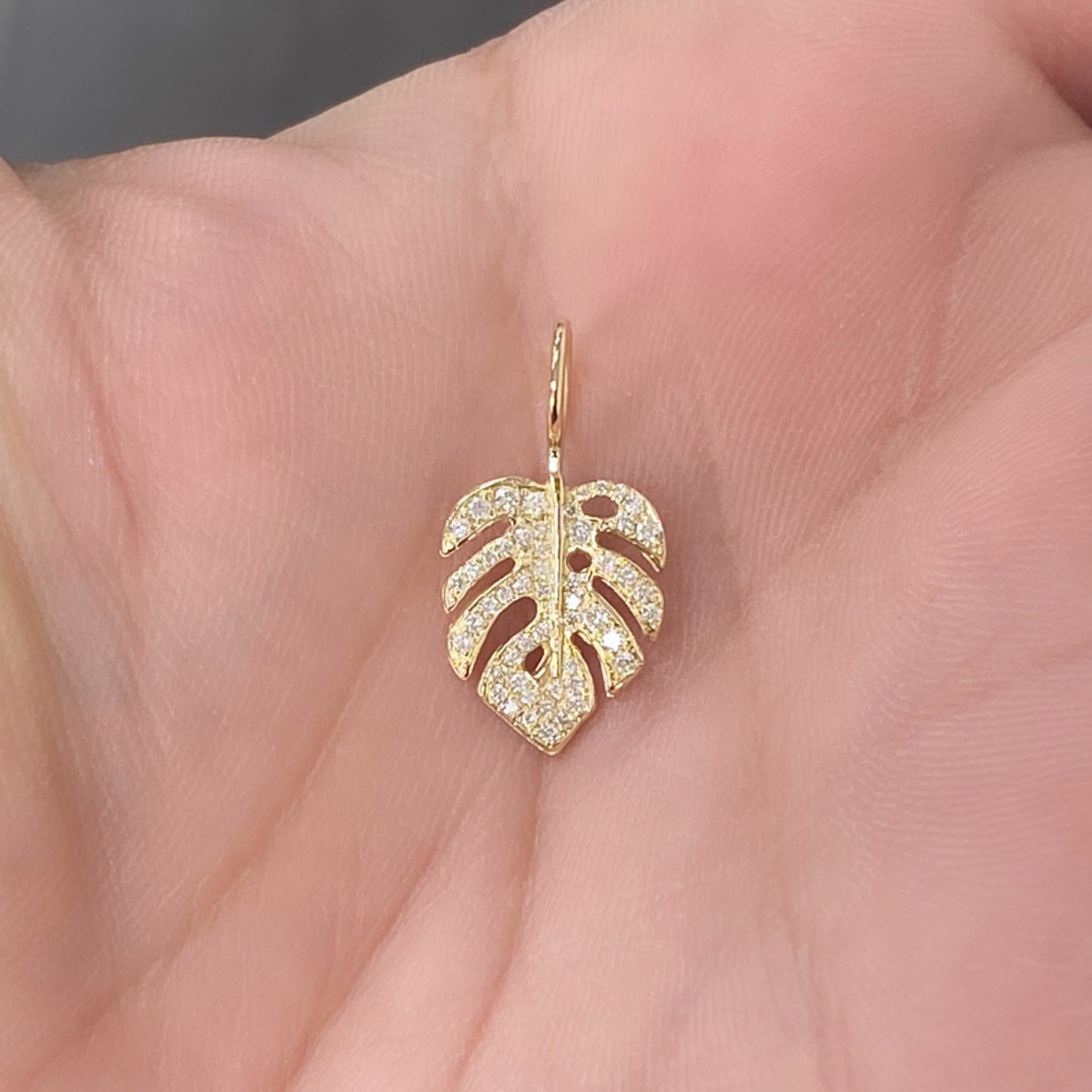 14K Gold Pavé Diamond Monstera Palm Leaf Necklace