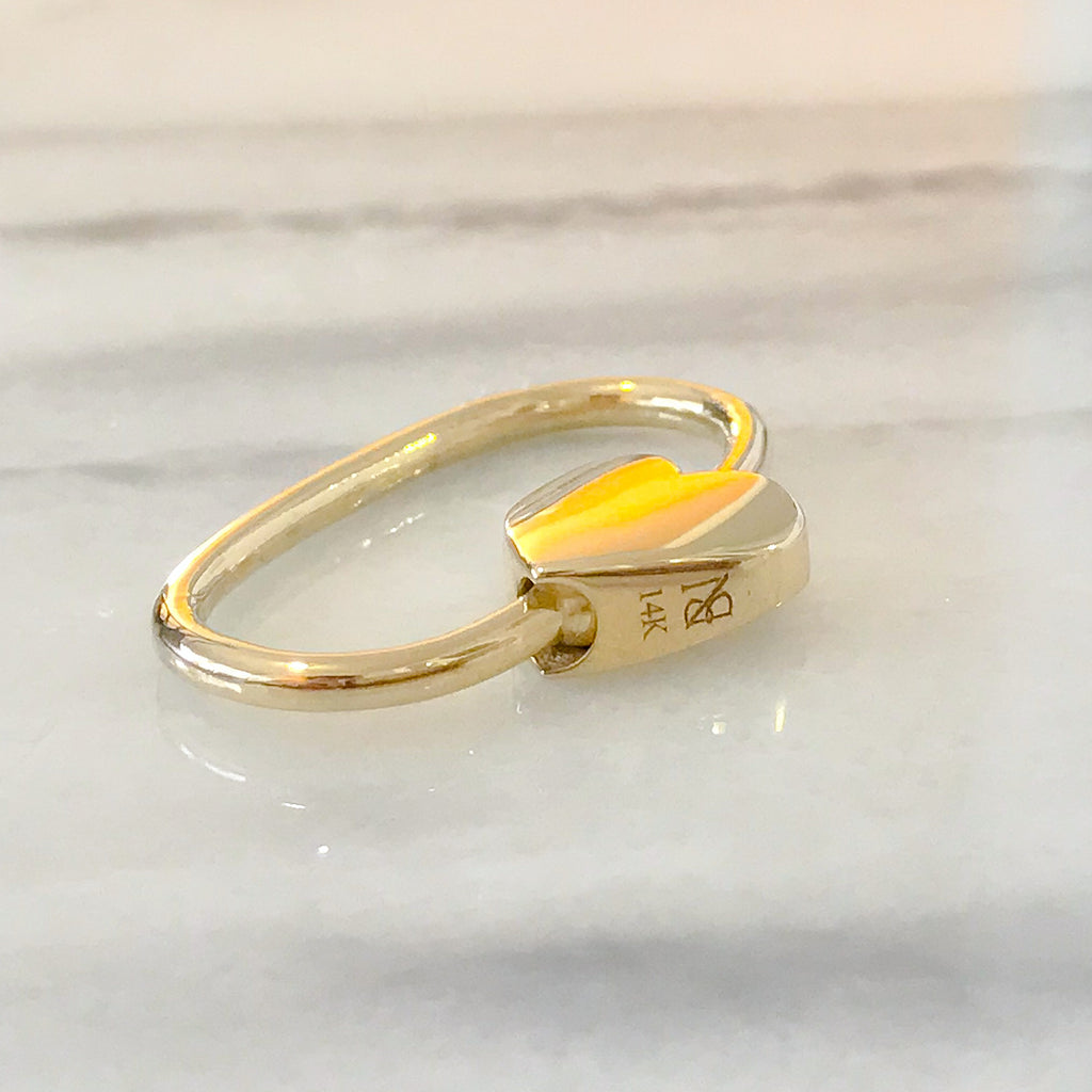 Lock charm yellow gold bracelet