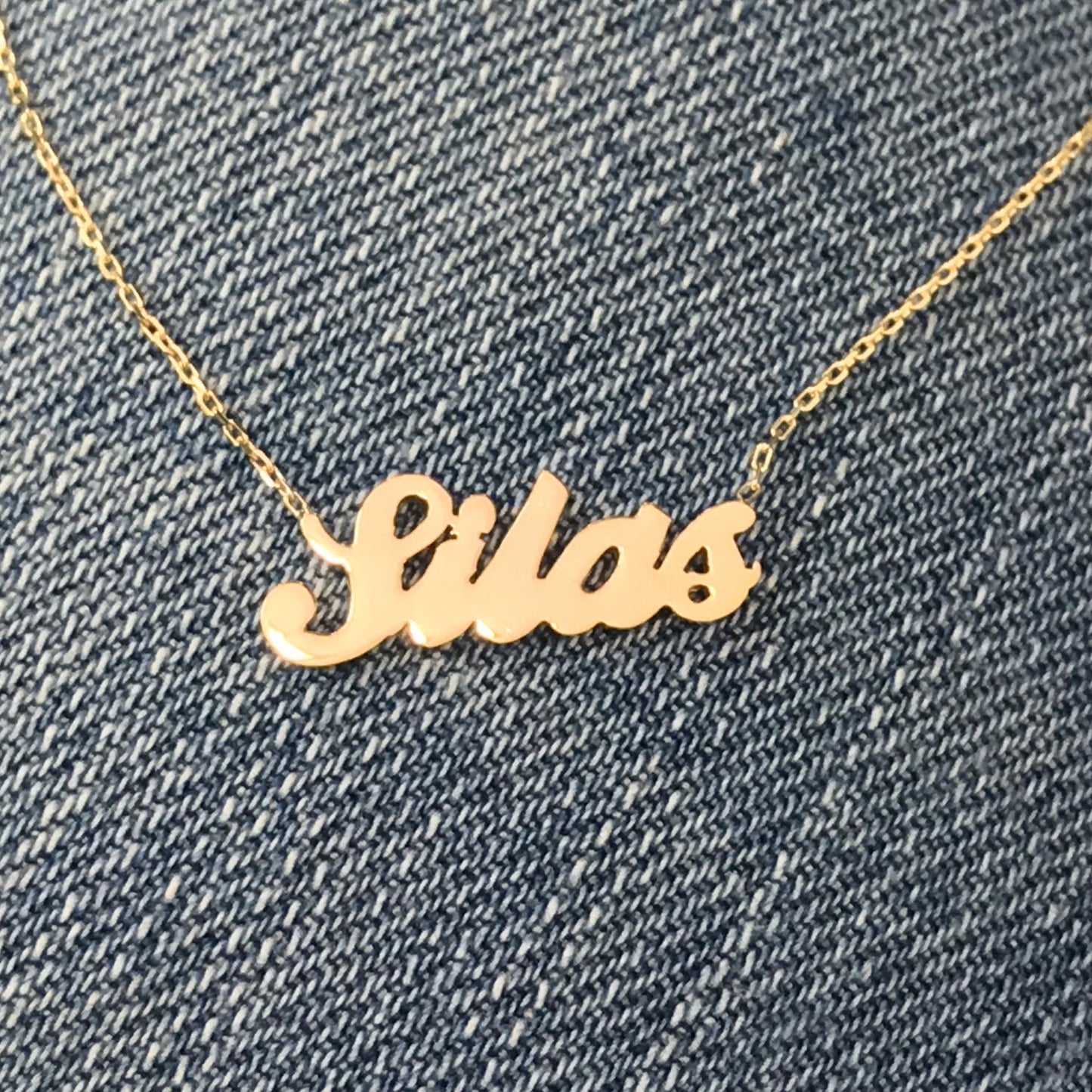 14K Gold Nameplate Pendant Necklace ~ Script Font